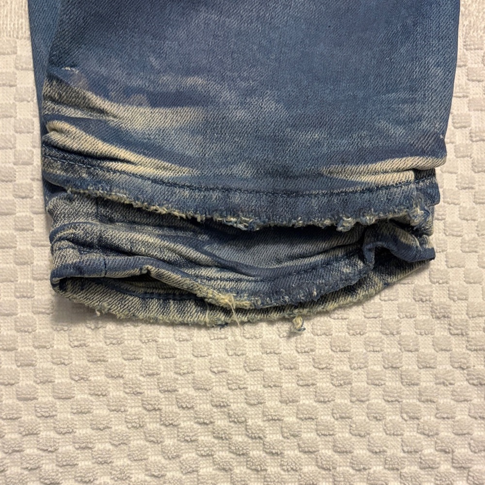 Stylish Faded Blue Skinny Jeans for Men - Picture 6 of 8